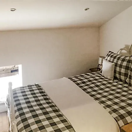 4 Bedroom Amazing In Дом отдыха *